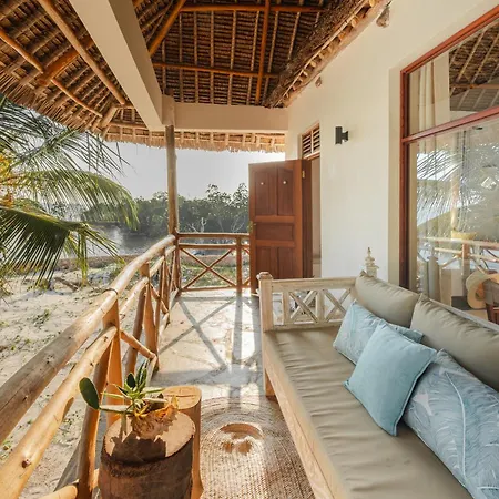 Mwazaro Beach Lodge Shimoni Exterior photo