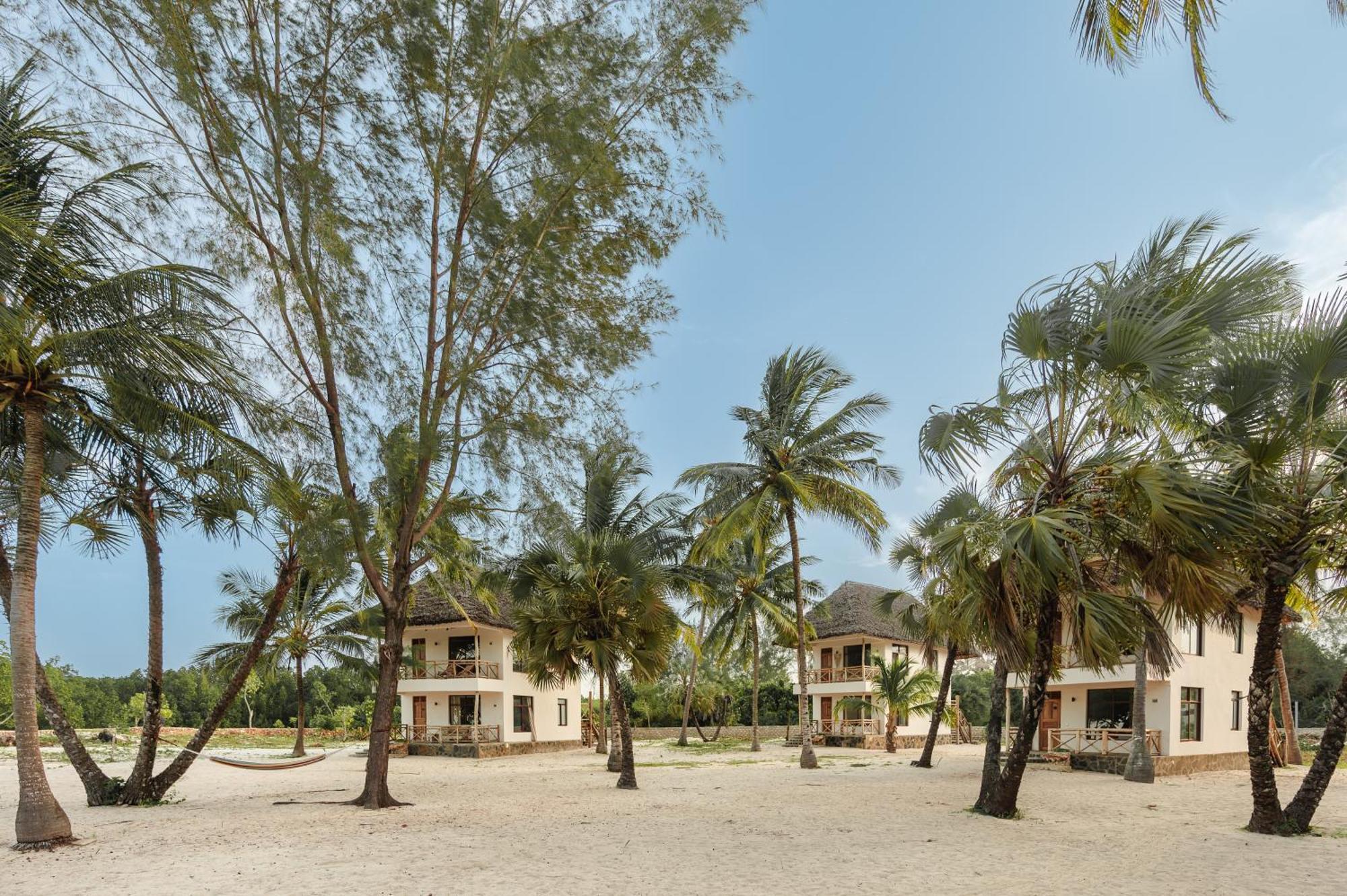 Mwazaro Hotel Shimoni