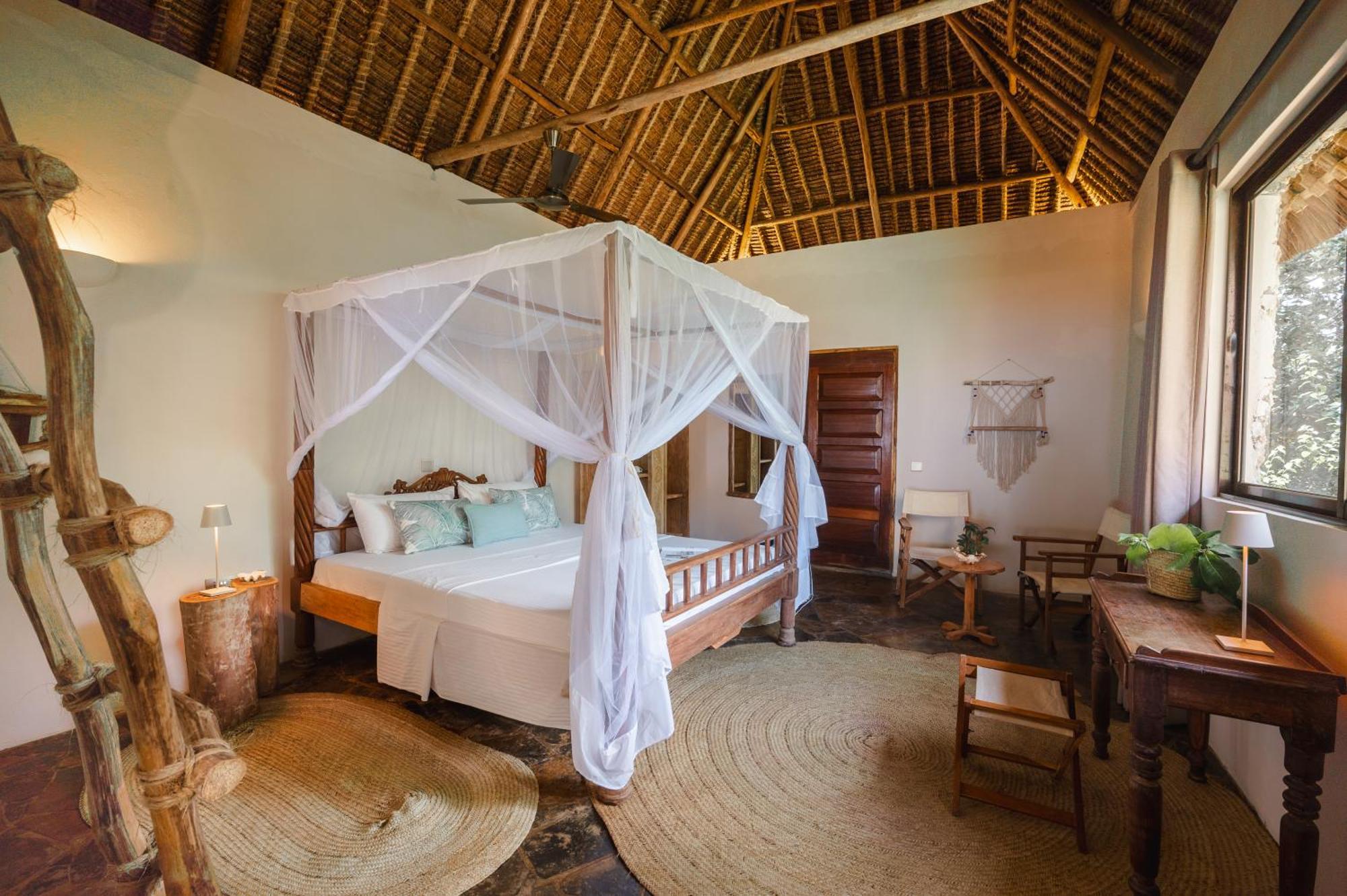Mwazaro Hotel
